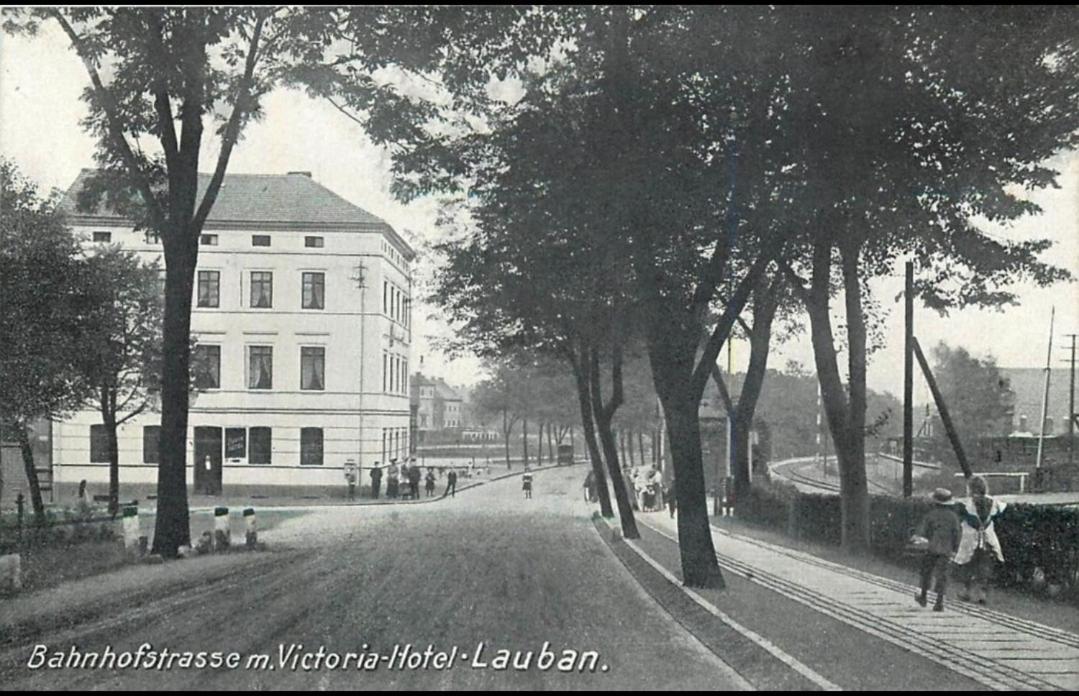 Hotel Zaulek Любань Экстерьер фото