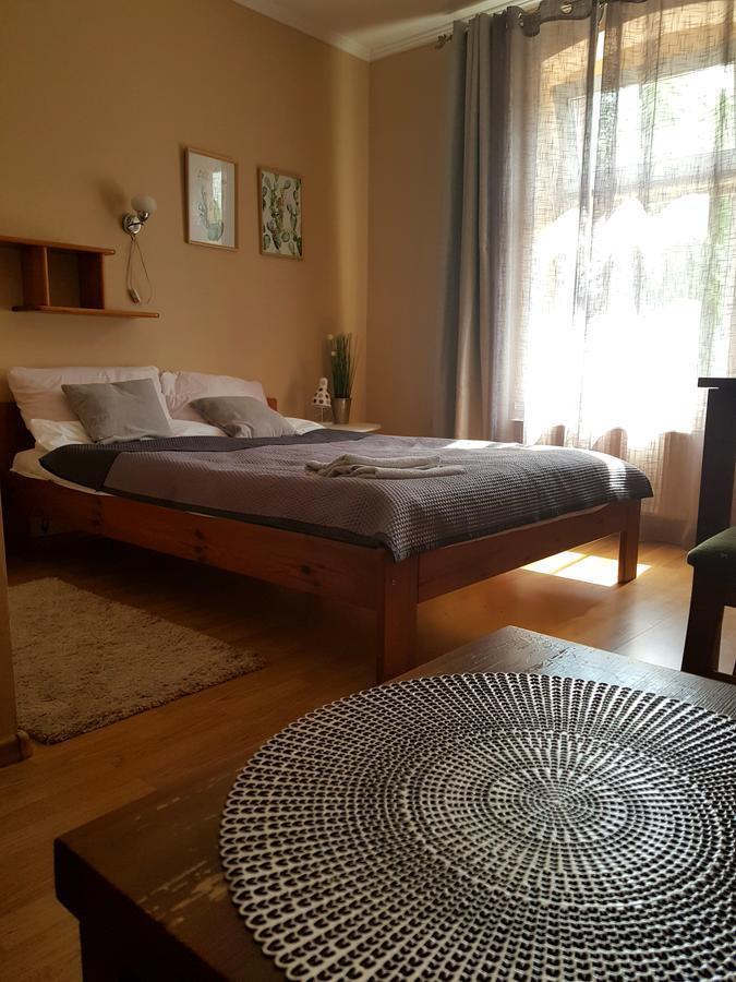 Hotel Zaulek Любань Экстерьер фото