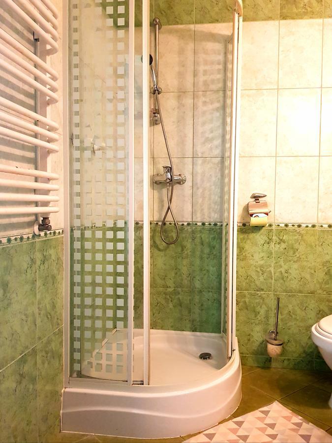 Hotel Zaulek Любань Экстерьер фото