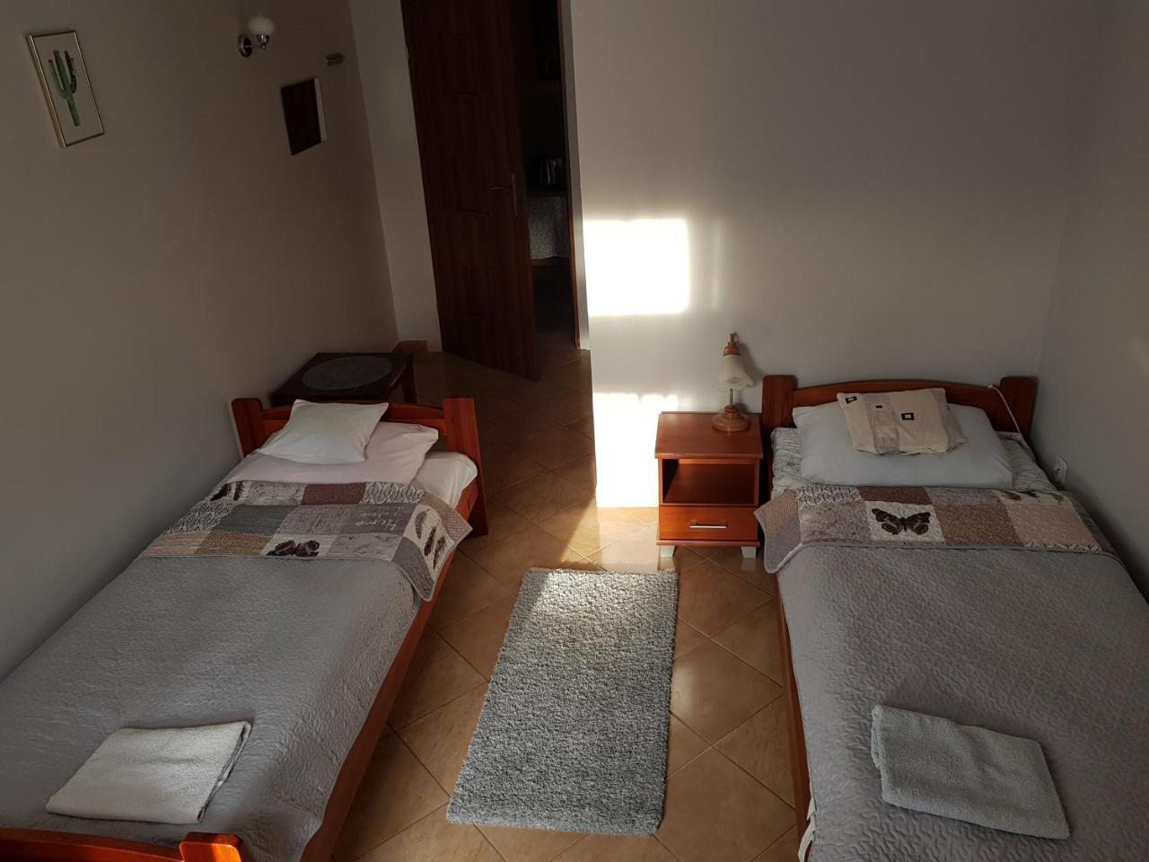 Hotel Zaulek Любань Экстерьер фото